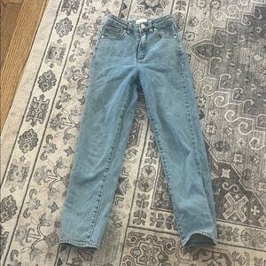 A Brand women’s jeans 23 light blue